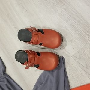 Red-ish Sanita clogs